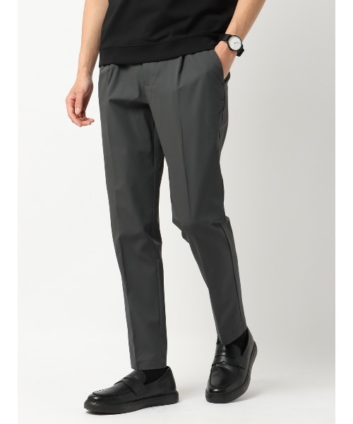 SUIT SQUARE（スーツスクエア）の「PERFORMANCE PANTS タックテーパードパンツ ウォッシャブル ストレッチ 裾上げ済み（スラックス・メンズ・カーキ系/ネイビー系/グレー系・L(82cm)/M(79cm)/S(76cm)/LL(85cm)）」の2枚目の写真