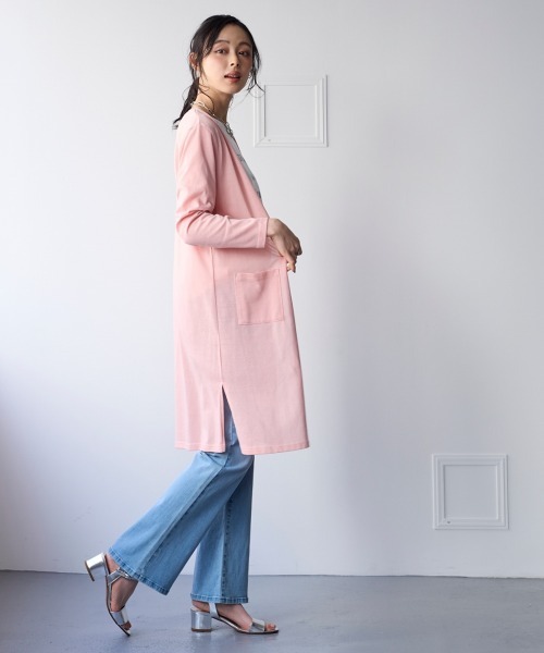 SMILE LAND（スマイルランド）の「大きいサイズ　綿混うすカルスリットロング丈カーディガン（ＵＶカット・吸汗速乾・抗菌防臭・毛玉防止）（カーディガン/ボレロ・レディース・ブラック/チャコールグレー/オフホワイト/ネイビー系/ピンク系/グリーン系/ベージュ系・L/LL/4L/5L/3L）」の21枚目の写真