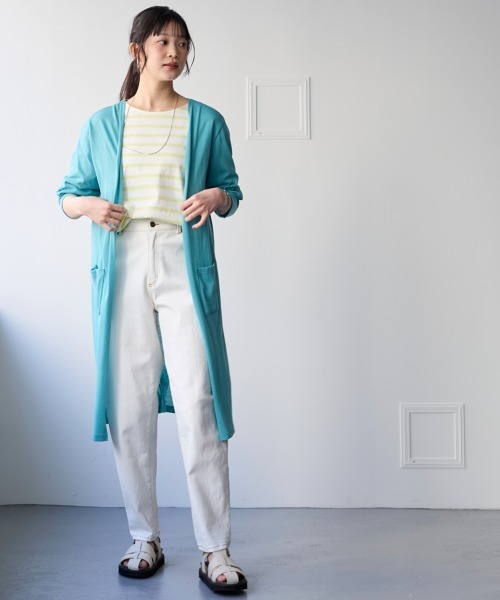 SMILE LAND（スマイルランド）の「大きいサイズ　綿混うすカルスリットロング丈カーディガン（ＵＶカット・吸汗速乾・抗菌防臭・毛玉防止）（カーディガン/ボレロ・レディース・ブラック/チャコールグレー/オフホワイト/ネイビー系/ピンク系/グリーン系/ベージュ系・L/LL/4L/5L/3L）」の17枚目の写真