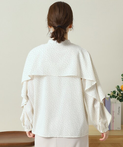 ITS'DEMO（イッツデモ）の「【手洗い可】ケープフリルドットブラウス（シャツ/ブラウス・レディース・ホワイト系3/ブラック系/ピンク系1・00）」の18枚目の写真