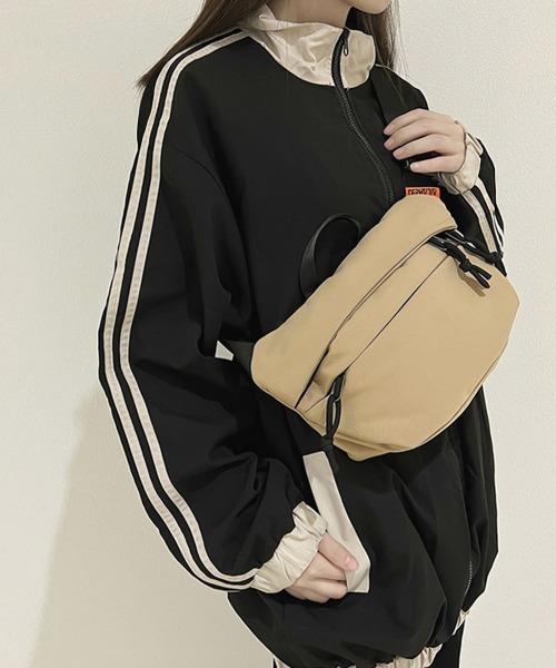 Miniministore(ミニミニストア)の「ショルダーバッグ 斜めがけ 男女兼用(ショルダーバッグ・レディース・ブラック/カーキ/ブルー/ベージュ・FREE)」の2枚目の写真