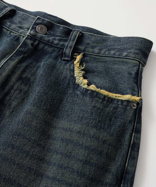 MONO-MART（モノマート）の「ヴィンテージライクフリンジパッチワーク刺繍ワイドストレートデニムパンツ（デニムパンツ・レディース・インディゴブルー/ブラック/グレー/ブルー・L/M/S）」の17枚目の写真