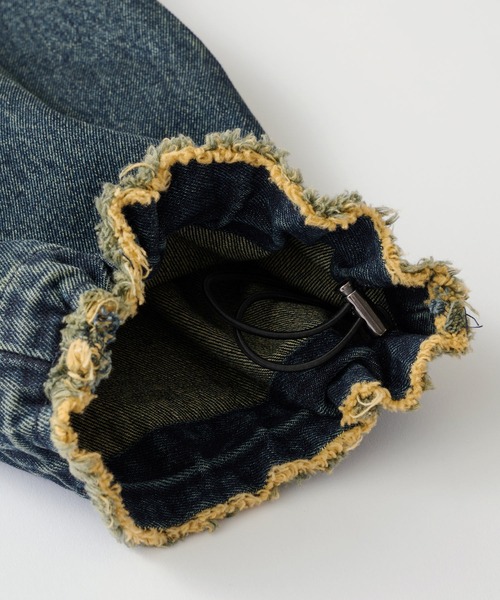 MONO-MART（モノマート）の「ヴィンテージライクフリンジパッチワーク刺繍ワイドストレートデニムパンツ（デニムパンツ・レディース・インディゴブルー/ブラック/グレー/ブルー・L/M/S）」の12枚目の写真