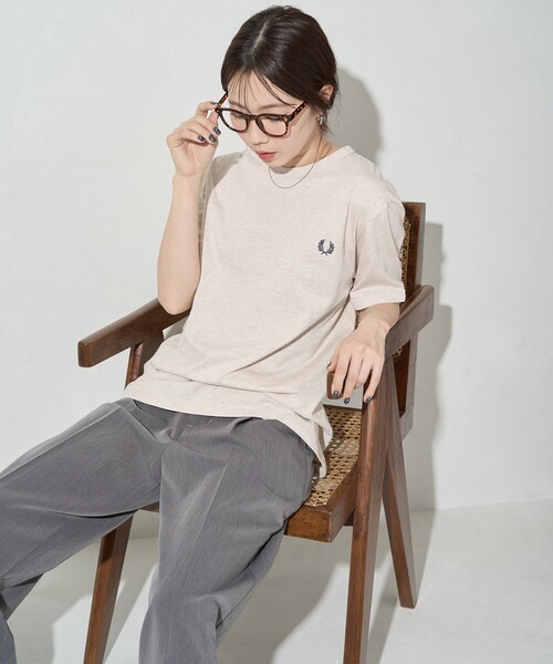 【美品・レア】フレッドペリー ベージュ Tシャツ 半袖　値下げ可 美品・レア】フレッドペリー ベージュ Tシャツ 半袖 値下げ可