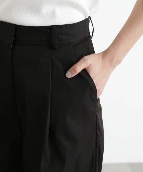 N.（N. Natural Beauty Basic）（エヌエヌナチュラルビューティーベーシック）の「タックワイドパンツ（その他パンツ・レディース・ブラック/ベージュ・SMALL/MEDIUM）」の13枚目の写真