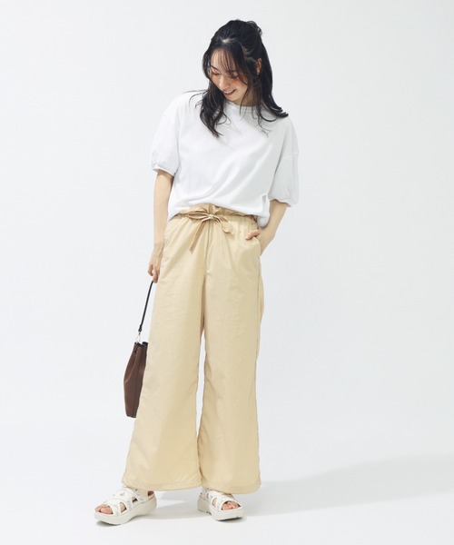 PUMA(プーマ)の「プーマ PUMA SUMMER ウーブン ワイドパンツ(その他パンツ・レディース・ベージュ/カーキ/ブラック・S/M/L/XL)」の13枚目の写真