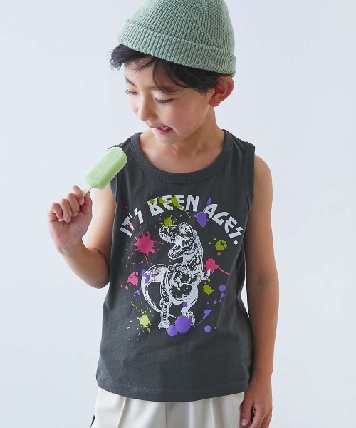 devirock（デビロック）の「綿100％ デビラボ プリントタンクトップ（タンクトップ・キッズ・ブラック系1/グレー系1/ブラック系3/グリーン系2/ブルー系1/オレンジ系1/グレー系2/グリーン系1/ブラック系2/ブルー系2・80ｃｍ/90cm/100cm/110cm/120cm/130cm/140cm/150cm/160cm）」の2枚目の写真