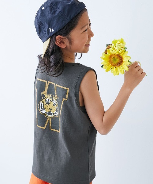 devirock（デビロック）の「綿100％ デビラボ プリントタンクトップ（タンクトップ・キッズ・ブラック系1/グレー系1/ブラック系3/グリーン系2/ブルー系1/オレンジ系1/グレー系2/グリーン系1/ブラック系2/ブルー系2・80ｃｍ/90cm/100cm/110cm/120cm/130cm/140cm/150cm/160cm）」の3枚目の写真