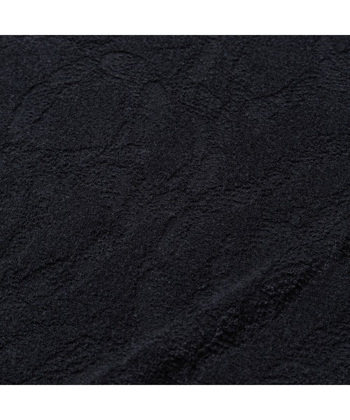 CALEE(キャリー)の「SNAKE PATTERN JACQUARD PILE CS(Tシャツ/カットソー・メンズ・ブラック・MEDIUM/LARGE/X-LARGE)」の4枚目の写真
