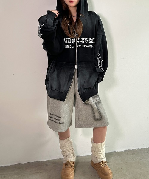 ARULE（アルール）の「A'GEM/9 × .kom 『ARULE/アルール』 バッククロススプレー加工パーカー（パーカー・レディース・アイボリー/ブラック・FREE）」の6枚目の写真