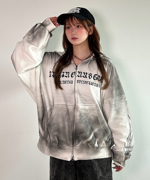 ARULE（アルール）の「A'GEM/9 × .kom 『ARULE/アルール』 バッククロススプレー加工パーカー（パーカー・レディース・アイボリー/ブラック・FREE）」の9枚目の写真