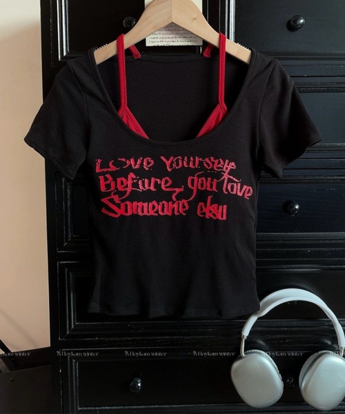 SPIGA（スピーガ）の「ﾛｺﾞﾌﾟﾘﾝﾄﾚｲﾔｰﾄﾞｲﾝﾅｰﾌﾞﾗﾄｯﾌﾟ付半袖ﾄｯﾌﾟｽ（その他トップス・レディース・ブラック/イエロー/ホワイト/レッド・FREE）」の3枚目の写真