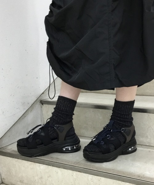 HEAL ME（ヒールミー）の「heal me ヒールミー ボリュームソールバンジーコードサンダル 厚底 スポーツサンダル 225300（サンダル・レディース・ブラック/ブラック系その他/ベージュ・S/M/L/LL）」の13枚目の写真