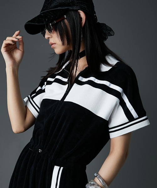 GEVS.（ジェイヴィス）の「フレンチスリーブポロシャツロングワンピース＜大きいサイズ有＞GEVS.（ワンピース・レディース・ブラック/バーガンディー・LL/3L/4L/5L/M/L）」の6枚目の写真