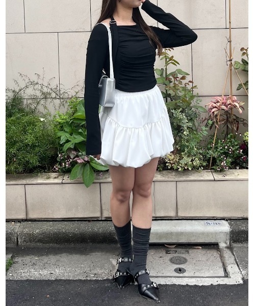 mellowneon(メロウネオン)の「シャーリングベルトトップス(Tシャツ/カットソー・レディース・アイボリー/ブラック/ライトベージュ・FREE)」の21枚目の写真