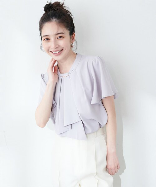 natural couture（ナチュラルクチュール）の「ゴールドバー付きボウタイブラウス（シャツ/ブラウス・レディース・オフホワイト/グレー/ピンクベージュ/ミント/ネイビー/その他1/その他2・FREE）」の12枚目の写真