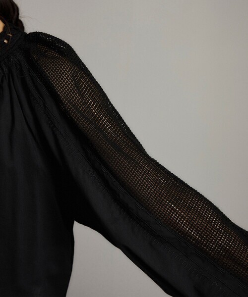 SALON adam et rope'（サロン アダム エ ロペ）の「【WEB限定】レースアクセントボリュームスリーブブラウス（シャツ/ブラウス・レディース・ブラック/オフホワイト・FREE）」の16枚目の写真