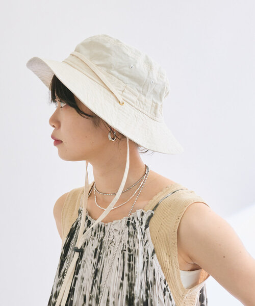 RIVE DROITE（リヴドロワ）の「【コーデのポイントに】コットンサファリハット（ハット・レディース・ベージュ/ブラック・FREE）」の12枚目の写真