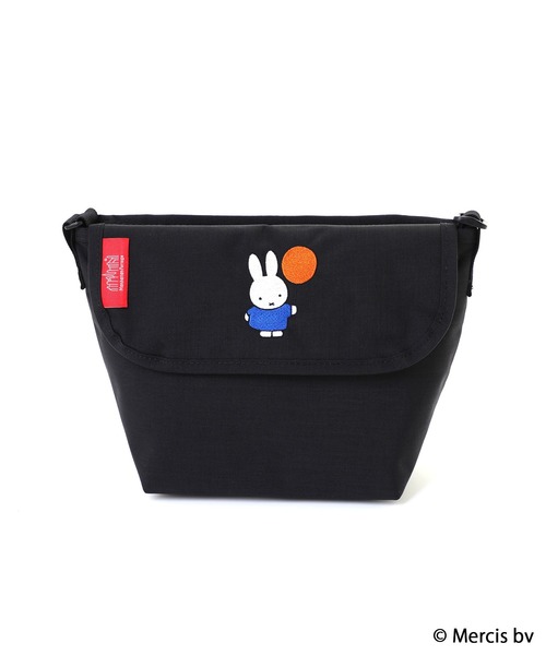 Manhattan Portage（マンハッタンポーテージ）の「NYLON MESSENGER BAG(XXS) BACK POCKET W/ DIVIDER MAGNET 500D CORDURA MIFFY 70TH（メッセンジャーバッグ・レディース・ブラック・X-SMALL）」の16枚目の写真