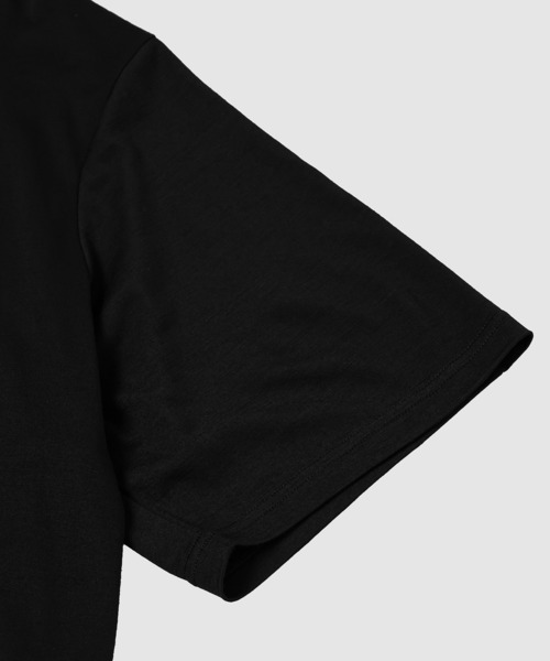 DIGAWEL(ディガウェル)の「Merino Wool T-shirt/Midsommar(Tシャツ/カットソー・メンズ・ネイビー/ブラック/ブラック系その他・2)」の6枚目の写真
