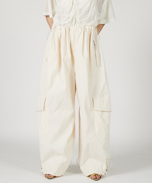 PRANK PROJECT（プランクプロジェクト）の「ワッシャーリップストップボリュームカーゴパンツ / Washer Ripstop Volume Cargo Pants（カーゴパンツ・レディース・ブラック/ホワイト・36/38）」の9枚目の写真