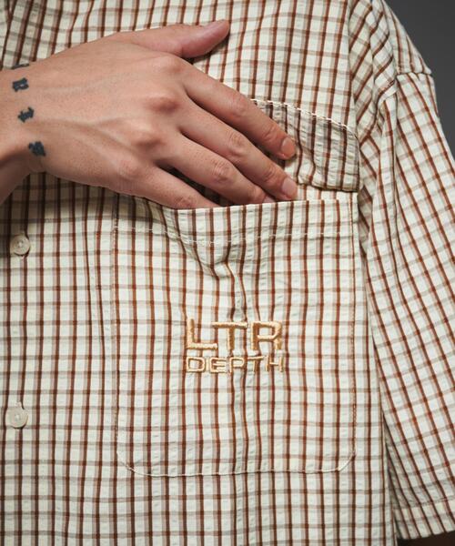 LTR DEPTH（レイターデプス）の「LTR DEPTH/ミニマムチェックロゴシャツ（シャツ/ブラウス・メンズ・ホワイト系その他2/ベージュ系その他2・LARGE/MEDIUM）」の15枚目の写真