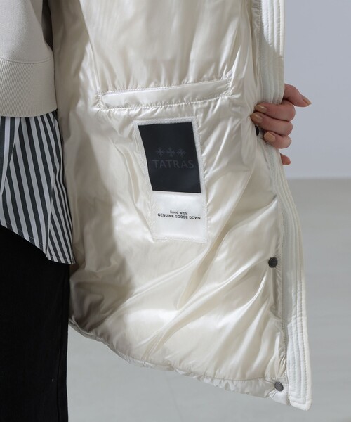TATRAS（タトラス）の「TATRAS / CLEMATIDE ダウンベスト（ダウンベスト・レディース・ホワイト系その他5・ONE SIZE）」の19枚目の写真