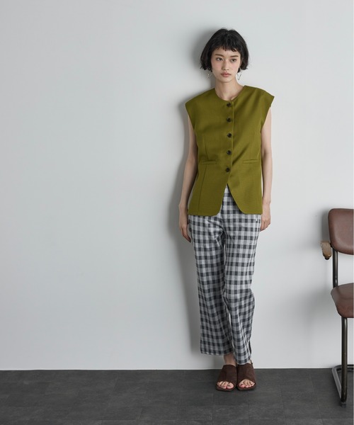 THE YOn（ザヨン）の「サマージャガードフレンチスリーブベスト（ベスト・レディース・アイボリー/ブラック/オリーブ・FREE）」の5枚目の写真