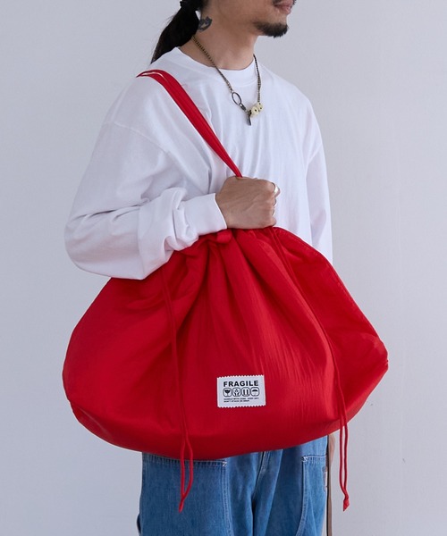1/2 HALF(ニブンノイチハーフ)の「1/2HALF NYLON PUFF BIG TOTE(トートバッグ・メンズ・ネイビー/イエロー/パープル/ホワイト/レッド/ブラック/スカイブルー/オリーブ/カーキ/イエロー系その他/ピンク/グレー/ライトピンク/エメラルド・FREE)」の14枚目の写真