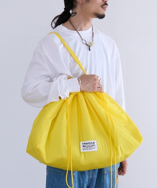 1/2 HALF(ニブンノイチハーフ)の「1/2HALF NYLON PUFF BIG TOTE(トートバッグ・メンズ・ネイビー/イエロー/パープル/ホワイト/レッド/ブラック/スカイブルー/オリーブ/カーキ/イエロー系その他/ピンク/グレー/ライトピンク/エメラルド・FREE)」の10枚目の写真