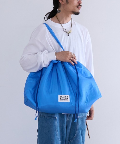 1/2 HALF(ニブンノイチハーフ)の「1/2HALF NYLON PUFF BIG TOTE(トートバッグ・メンズ・ネイビー/イエロー/パープル/ホワイト/レッド/ブラック/スカイブルー/オリーブ/カーキ/イエロー系その他/ピンク/グレー/ライトピンク/エメラルド・FREE)」の9枚目の写真