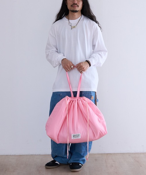 1/2 HALF(ニブンノイチハーフ)の「1/2HALF NYLON PUFF BIG TOTE(トートバッグ・メンズ・ネイビー/イエロー/パープル/ホワイト/レッド/ブラック/スカイブルー/オリーブ/カーキ/イエロー系その他/ピンク/グレー/ライトピンク/エメラルド・FREE)」の21枚目の写真