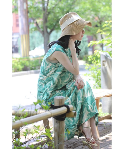 cawaii（カワイイ）の「さらり心地よい南国リーフ柄コクーンシルエットワンピース（リボン付き）（ワンピース・レディース・グリーン・S～Ｍ/L～LL）」の3枚目の写真