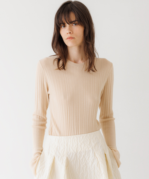DESIGNWORKS(デザインワークス)の「ハイゲージランダムリブプルオーバー(ニット/セーター・レディース・アイボリー・38)」の1枚目の写真