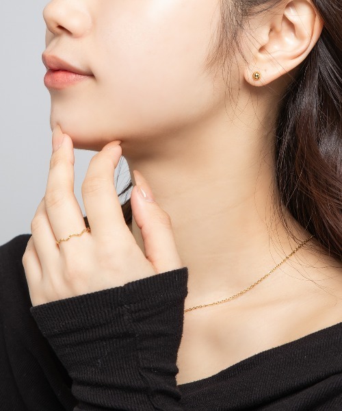kirakiraShop(キラキラショップ)の「テクスチャ ウェーブ ライン リング(リング・レディース・シルバー/ゴールド・11号/16号/14号)」の6枚目の写真
