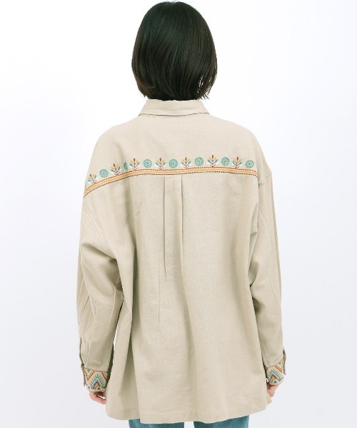チチカカ（チチカカ）の「Rico カンタ刺繍モチーフシャツ（シャツ/ブラウス・レディース・ブラック/ベージュ・FREE）」の11枚目の写真