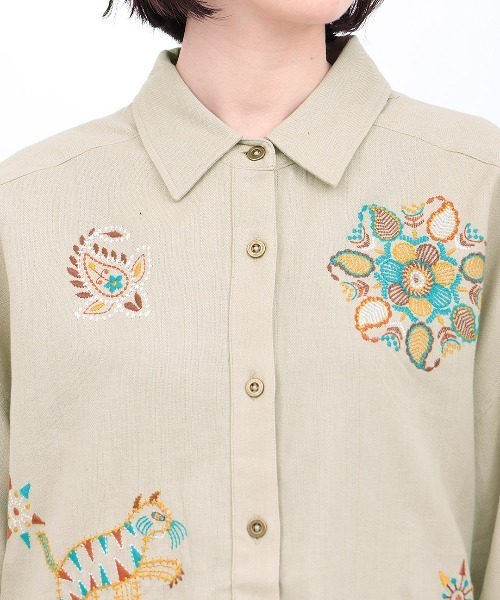 チチカカ（チチカカ）の「Rico カンタ刺繍モチーフシャツ（シャツ/ブラウス・レディース・ブラック/ベージュ・FREE）」の12枚目の写真