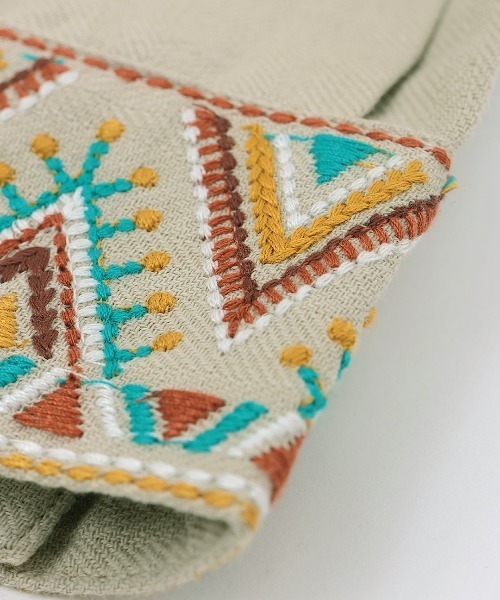 チチカカ（チチカカ）の「Rico カンタ刺繍モチーフシャツ（シャツ/ブラウス・レディース・ブラック/ベージュ・FREE）」の17枚目の写真