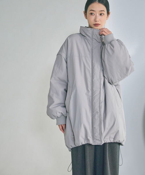 LAKOLE(ラコレ)の「2WAYモンスターコート / 496670(ブルゾン・レディース・アイボリー/ブラック/グレー/ブラウン・FREE)」の4枚目の写真