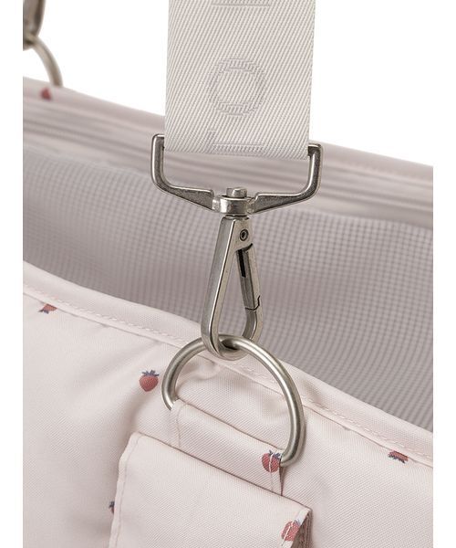 CAT&DOG】ストロベリー柄キルティングキャリーバック（ペット用