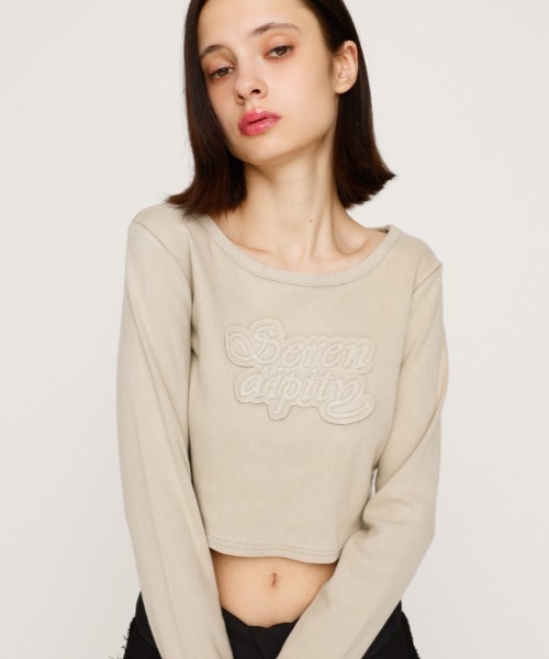 SLY（スライ）の「FRONT PATCH RIB TOPS フロント パッチ リブトップス 秋服（Tシャツ/カットソー・レディース・ブラック/ベージュ/パープル/レッド・FREE）」の3枚目の写真