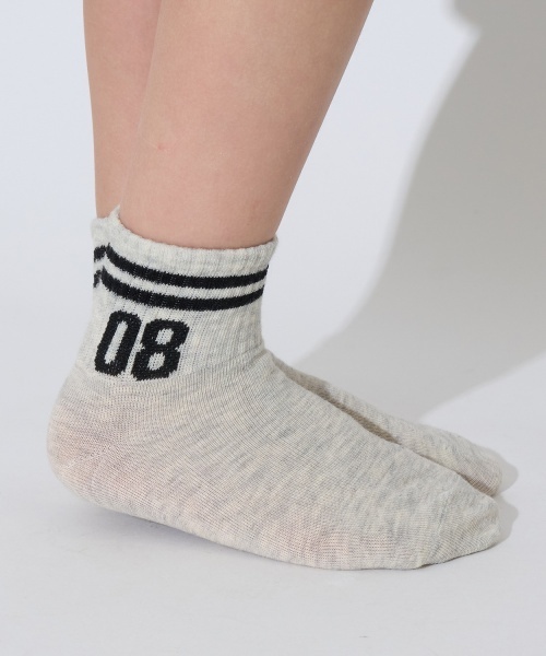 b・ROOM(ビールーム)の「ナンバリングソックス(ソックス/靴下・キッズ・オフホワイト/ブルー/ブラック/オートミール/黄緑系・M/L)」の3枚目の写真