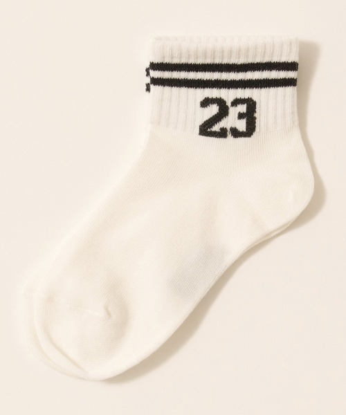 b・ROOM(ビールーム)の「ナンバリングソックス(ソックス/靴下・キッズ・オフホワイト/ブルー/ブラック/オートミール/黄緑系・M/L)」の6枚目の写真