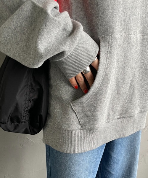 Manhattan Portage（マンハッタンポーテージ）の「[MANHATTAN PORTAGE/マンハッタンポーテージ] 別注 フードロゴ刺繍 スウェットパーカー（パーカー・レディース・グレー/ピンク/ブラック・M/S/XL/L）」の14枚目の写真