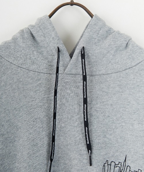Manhattan Portage（マンハッタンポーテージ）の「[MANHATTAN PORTAGE/マンハッタンポーテージ] 別注 フードロゴ刺繍 スウェットパーカー（パーカー・レディース・グレー/ピンク/ブラック・M/S/XL/L）」の19枚目の写真