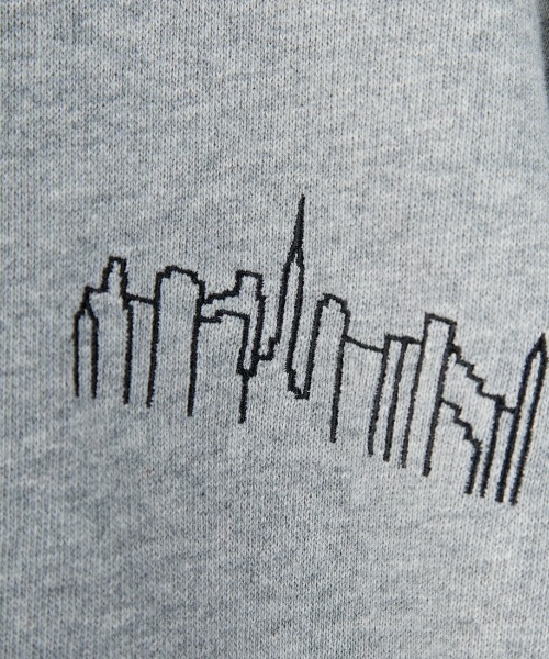 Manhattan Portage（マンハッタンポーテージ）の「[MANHATTAN PORTAGE/マンハッタンポーテージ] 別注 フードロゴ刺繍 スウェットパーカー（パーカー・レディース・グレー/ピンク/ブラック・M/S/XL/L）」の22枚目の写真