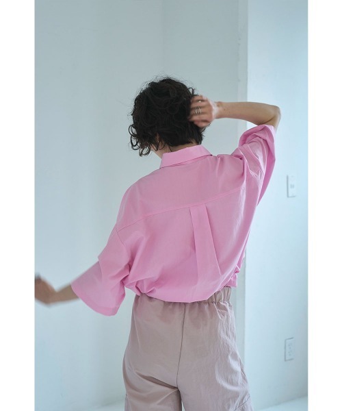 marjour(マージュール)の「COTTON COLOR OVER SHIRTS(シャツ/ブラウス・レディース・ピンク/オフホワイト・M)」の14枚目の写真