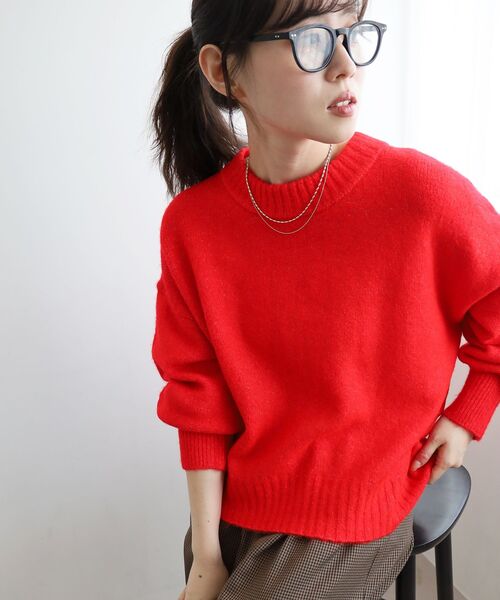 le.coeur blanc（ルクールブラン）の「《WEB限定アイテム》ウォッシャブルワイドクルーネックニット（ニット/セーター・レディース・レッド/ブルー/キャメル/オフホワイト/チャコールグレー・38）」の2枚目の写真