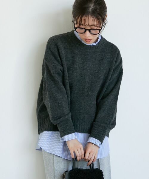 le.coeur blanc（ルクールブラン）の「《WEB限定アイテム》ウォッシャブルワイドクルーネックニット（ニット/セーター・レディース・レッド/ブルー/キャメル/オフホワイト/チャコールグレー・38）」の18枚目の写真