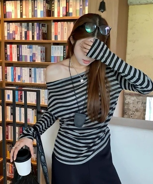 lilful（リルフル）の「オフショル太ピッチボーダーシアーロンT（Tシャツ/カットソー・レディース・ホワイト系その他/グレー系その他・S/M）」の20枚目の写真